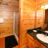 Отель Majestic Mountain Pool Lodge - Seven Bedroom Cabin, фото 13
