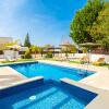 Отель Villa Thalassa Large Private Pool Walk to Beach A C Wifi Car Not Required - 2346, фото 16