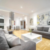 Отель Stunning Central 170m2 3 Bedroom 3 Bathroom, Sleeps 10 Guests, фото 3