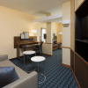 Отель Fairfield Inn & Suites Newark Liberty International Airport, фото 4