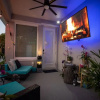 Отель Brand New Modern Pet Friendly Zen Home W/ Private Home Theater & Hot Tub! 2 Bedroom Home by RedAwnin, фото 17