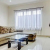 Отель OYO 90494 Stariez Residence Karawaci, фото 8