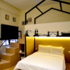 Отель Don's Den Hotel, фото 3