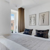 Отель Sanders Fields - Chic 3-bdr Townhouse w Terrace, фото 3