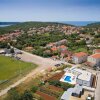 Отель Detached Villa With Private Swimming Pool, 1.5 km From the Beach and 4 km From Pula, фото 19