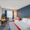 Отель Express By Holiday Inn, фото 3