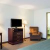 Отель Quality Inn & Suites Airport North, фото 30
