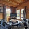 Отель Immaculate 2-bed Lodge Next To Lake, фото 8