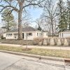 Отель Home w/ Office + Yard: 25 Mi to Downtown Chicago!, фото 1