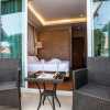 Отель Jomtien Lamore Villa 2 Bedroom with Jacuzzi Pool, фото 3