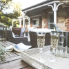 Отель Diggers Beach Cottage, фото 22