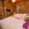 Отель Floral Hotel Lijiang Qinjin Palace, фото 9