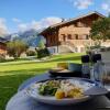 Отель Chalet Spitzhorn - Your Peak Getaway - Private Terrasse & gratis Parkplatz, фото 11