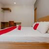 Отель RedDoorz near Ahmad Yani Airport, фото 24