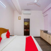 Отель OYO 17160 Rain Tree Comforts, фото 21