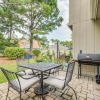 Отель North Myrtle Beach Townhome w/ Pool Access, фото 15