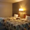 Отель Travelers Inn & Suites, фото 26