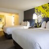 Отель Comfort Inn & Suites Baltimore Inner Harbor, фото 26