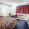 Отель Rodeway Inn & Suites, фото 33