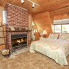 Отель Fawnskin Lakeside Cabin - Nice Cozy Duplex With Mountain Views With A Jet Tub! 1 Bedroom Cabin, фото 1
