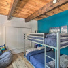 Отель Running Springs Cabin < 7 Mi to Lake + Skiing, фото 10