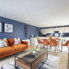 Отель Elliot Oliver - Luxury 3 Bedroom Town Centre Apartment With Parking, фото 12