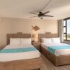 Отель Deluxe 32nd Floor Condo - Gorgeous Ocean Views, Free Wifi & Parking! by Koko Resort Vacation Rentals в Гонолулу