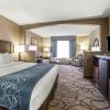 Отель Comfort Suites Airport, фото 7