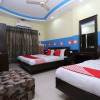 Отель OYO 30100 Lucky Guest House, фото 9