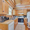 Отель Gatlinburg Cabin w/ Pool Table ~ 6 Mi to Downtown!, фото 2