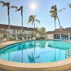 Отель Marco Island Condo ~ 1 Mi to the Beach!, фото 13