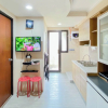 Отель Modern And Homey 1Br At Kebagusan City Apartment, фото 4