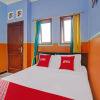 Отель OYO Life 90321 Ken Ken Villa, фото 20