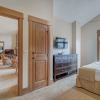 Отель Luxurious 2 Br In River Run Village With Ski In Ski Out- No Cleaning Fee 2 Bedroom Condo by RedAwnin, фото 3