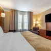 Отель Comfort Suites Visalia Convention Center, фото 6