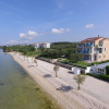 Отель Apartments Citrine on the beach, фото 1