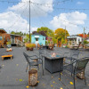 Отель Tiny Digs - Hotel of Tiny Houses, фото 9