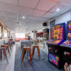 Отель The Sandringham Court Hotel & Legends Public Sports Bar, фото 10