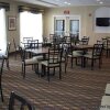 Отель Comfort Inn & Suites Near the AT&T Center, фото 15