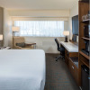Отель Delta Hotels by Marriott Calgary South, фото 5