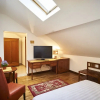 Отель Cozy Attic Room VI, фото 5