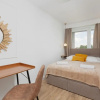 Отель Apartment Popiełuszki Warsaw by Renters, фото 8