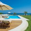 Отель Beachfront Villa Diamond with a heated pool, фото 38