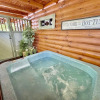 Отель Snoozers Hollow 1 Bedroom Cabin by RedAwning, фото 13