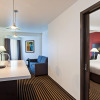 Отель Holiday Inn Express Hotel & Suites Hollywood Walk of Fame, an IHG Hotel, фото 5