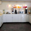Отель Econo Lodge Inn & Suites West - Energy Corridor, фото 26