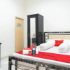 Отель RedDoorz Syariah near Grand Galaxy Park, фото 4