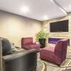 Отель La Quinta Inn & Suites by Wyndham Hartford - Bradley Airport, фото 26