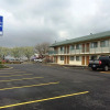 Отель Americas Best Value Inn & Suites-Blue Springs / Kansas City, фото 1
