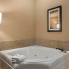 Отель Comfort Suites Orlando Airport, фото 10